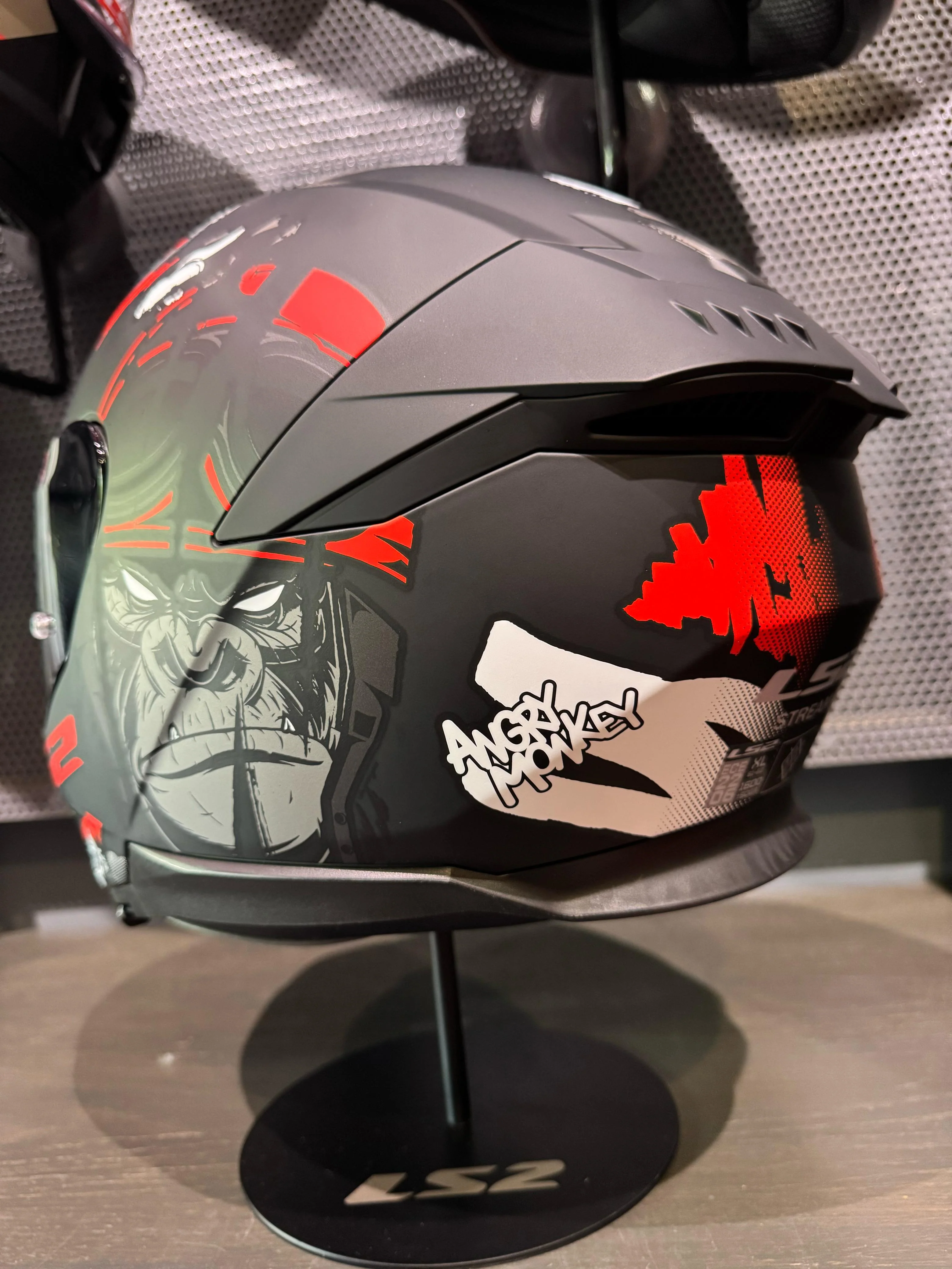 Thumbnail 11